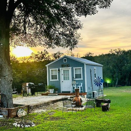 Tiny House - Our Little Piece Of Paradise Lakehills Εξωτερικό φωτογραφία