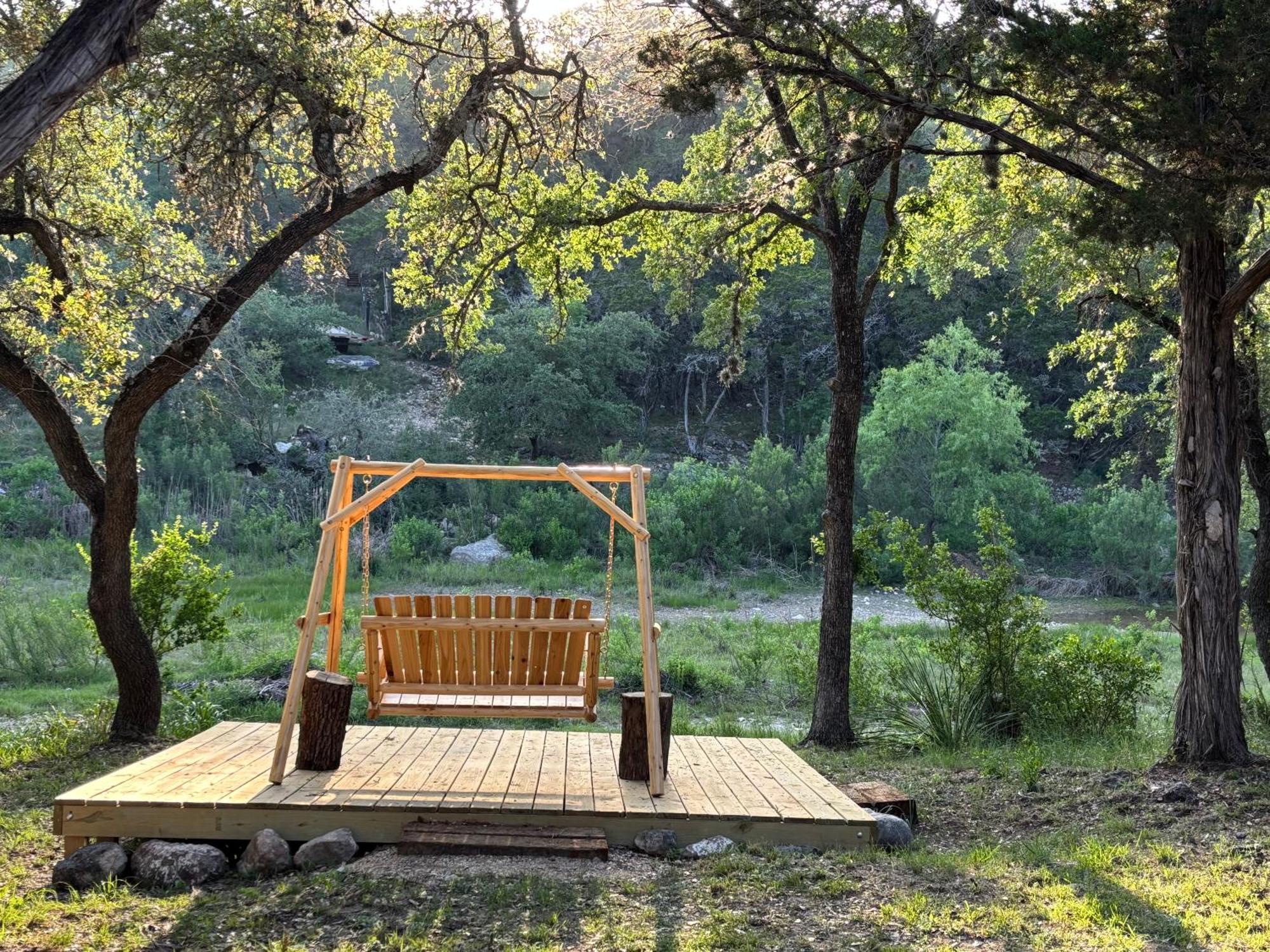 Tiny House - Our Little Piece Of Paradise Lakehills Εξωτερικό φωτογραφία