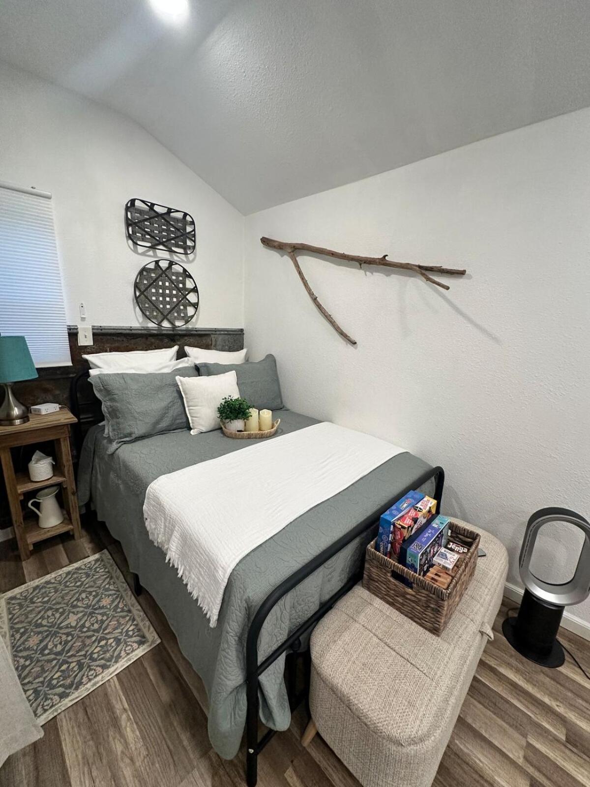 Tiny House - Our Little Piece Of Paradise Lakehills Εξωτερικό φωτογραφία